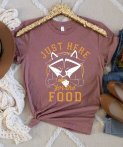 Disney Pocahontas Meeko Just Here For The Food Portrait T-Shirt, Disneyland Vacation Family Trip Vacation Gift Unisex T-shirt
