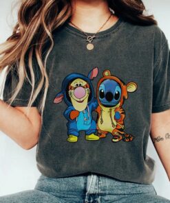 Disney Pooh And Tigger Cute Friends T-Shirt, Disney Friends T-shirt, Disneyland Family Vacation, Winnie The Pooh Hoodie Sweatshirt Toddler