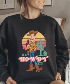 Disney Toy Story 4 Woody Hey Howdy Hey Retro Portrait T-Shirt Disneyland Vacation Holiday Trip Unisex T-shirt Hoodie Sweatshirt
