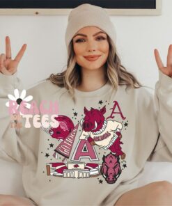 Exclusive Unisex 90s Vintage Oversized Arkansas Razorbacks Sweatshirt, University of Arkansas Shirt, Go Hogs Shirt, Hoodie Game Day Wear, Woo Pig