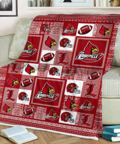 Louisville Cardinals Sherpa Fleece Blanket Gifts for NCAA Fans