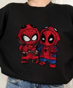 Marvel Spider-man And Deadpool Cosplay Cute Friends Unisex T-shirt, Disneyland Family Vacation, MCU Fans Hoodie Sweatshirt, Marvel Studio