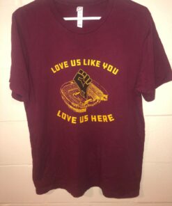 Minnesota Gophers Football Black Lives Matter With Black Power Fist T-Shirt Full Size, Minnesota Gophers University Football Fan Shirt