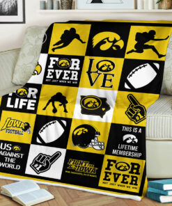 NCAA Iowa Hawkeyes Sherpa Fleece Blanket College Student Gift
