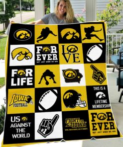 NCAA Iowa Hawkeyes Sherpa Fleece Blanket College Student Gift