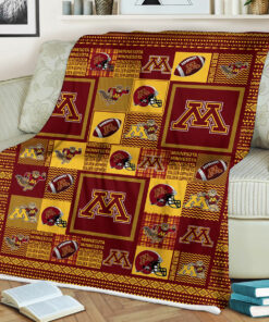 NCAA Minnesota Golden Gophers Sherpa Fleece Blanket College Student Gift