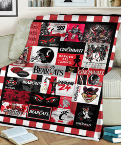 NCAA University of Cincinnati Bearcats Sherpa Fleece Blanket