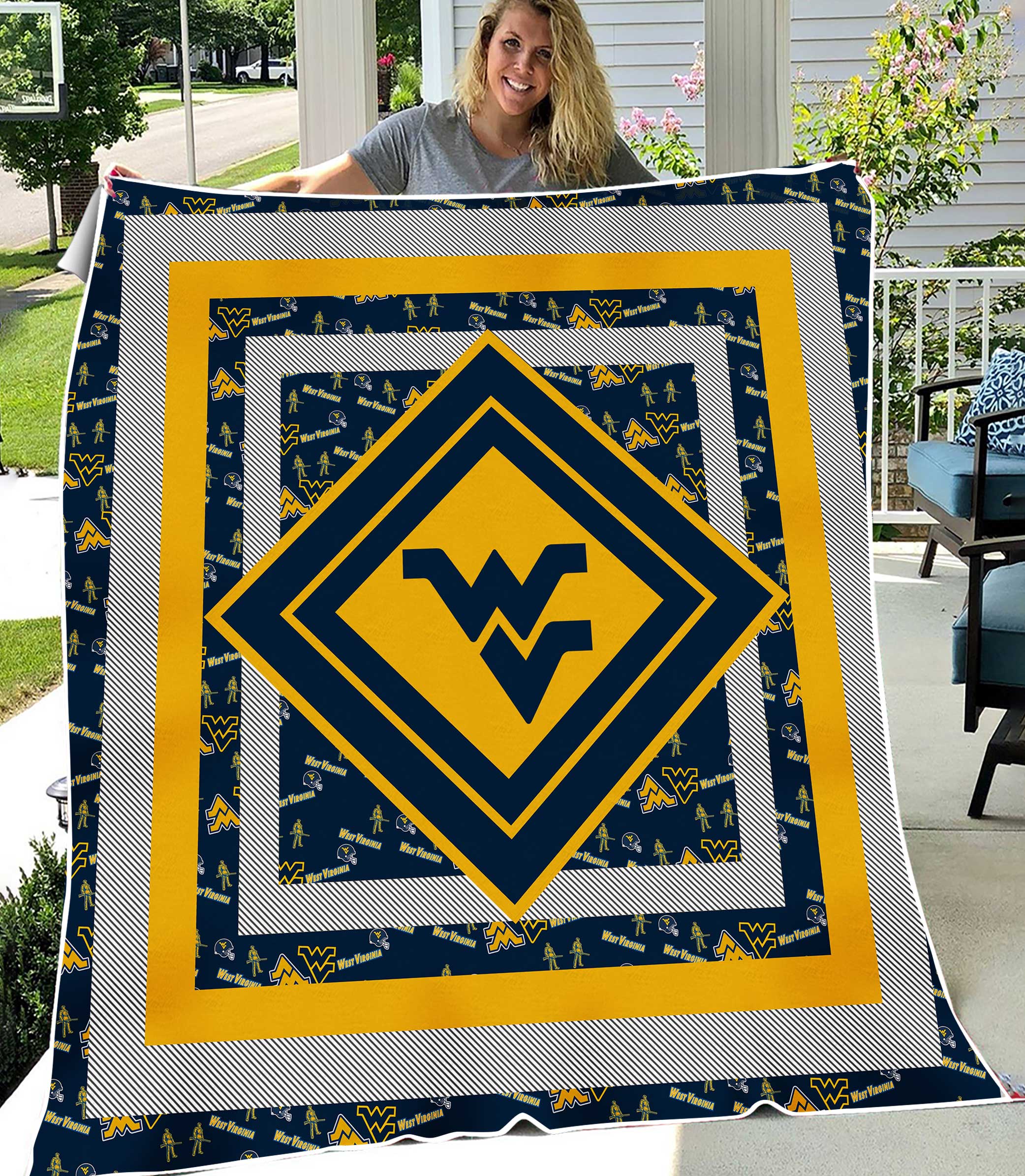 NCAA West Virginia Mountaineers Sherpa Fleece Blanket