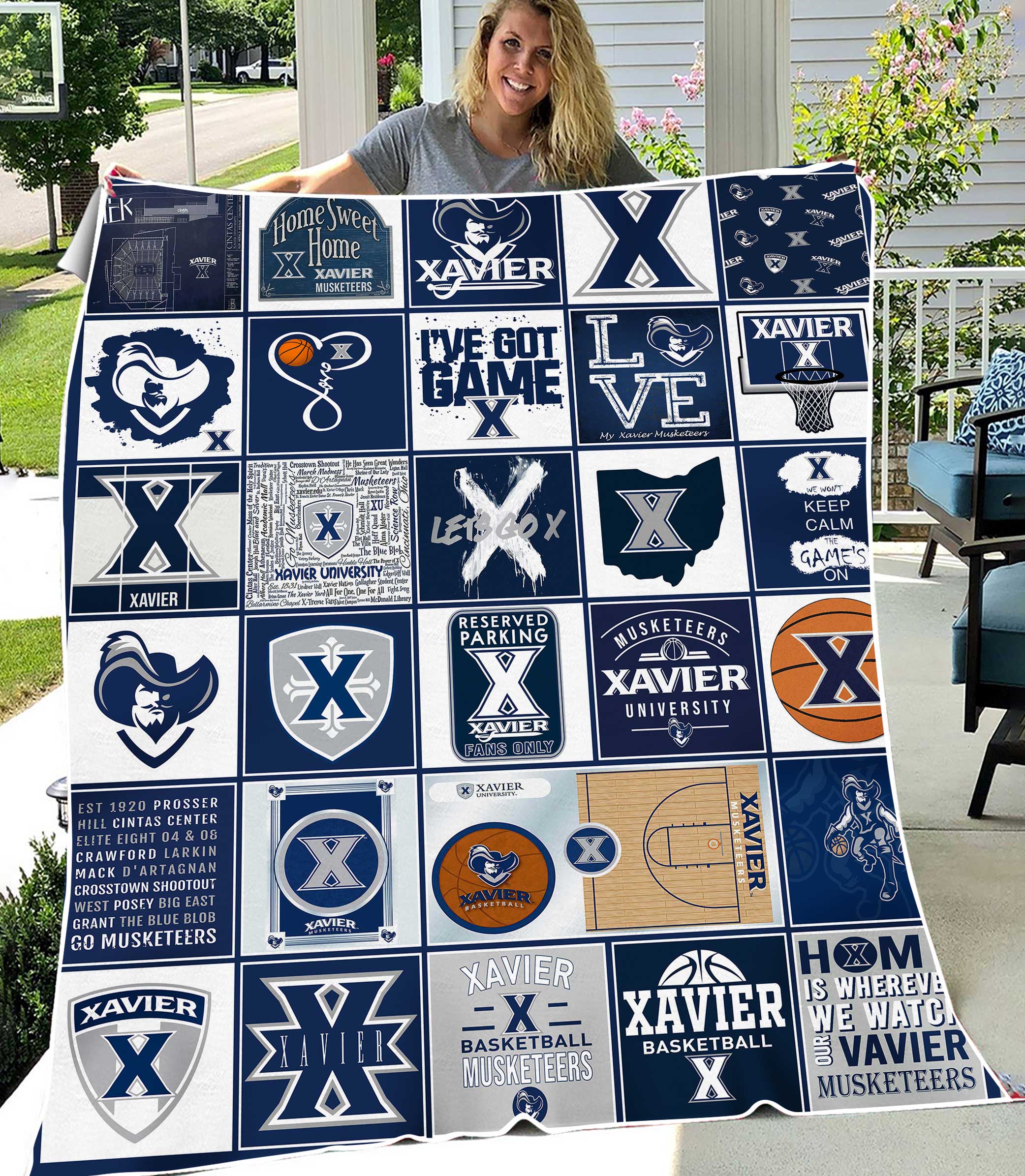 NCAA Xavier Musketeers Sherpa Fleece Blanket