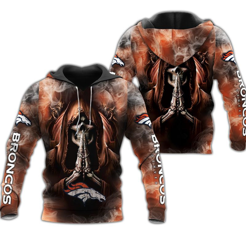 New England Patriots Skull Hoodie Blackground Smoke Gifts for Fans