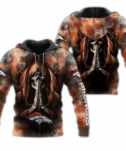 New England Patriots Skull Hoodie Blackground Smoke Gifts for Fans