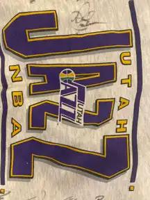 Signed Utah Jazz Crewneck T-Shirt Sweatshirt Pullover Hoodie Reprinted Full Color Full Size