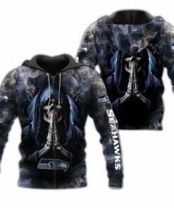 Tampa Bay Buccaneers Skull Hoodies Background Smoke Gifts for Fans