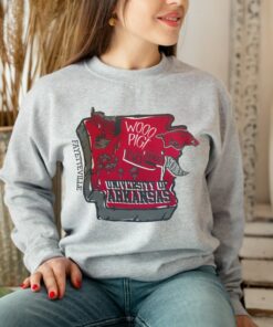 University of Arkansas Sweatshirt, Throwback Arkansas Crewneck, Vintage Razorback Pullover, Arkansas Sweater, Woo Pig Sooie Sweatshirt, Shirt, Hoodie