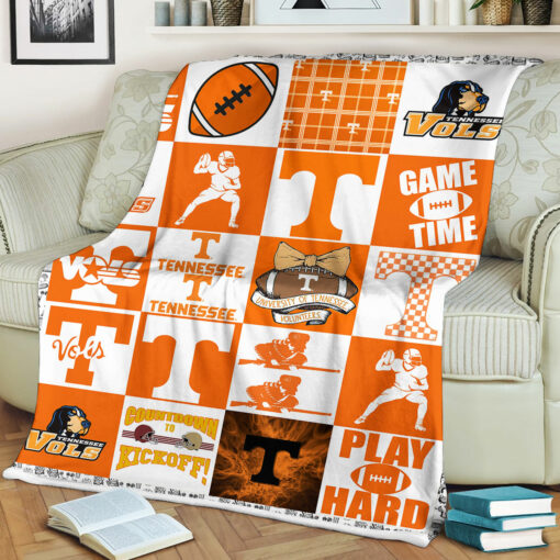 University of Tennessee Volunteers Sherpa Fleece Blanket Gifts for NCAA Fans