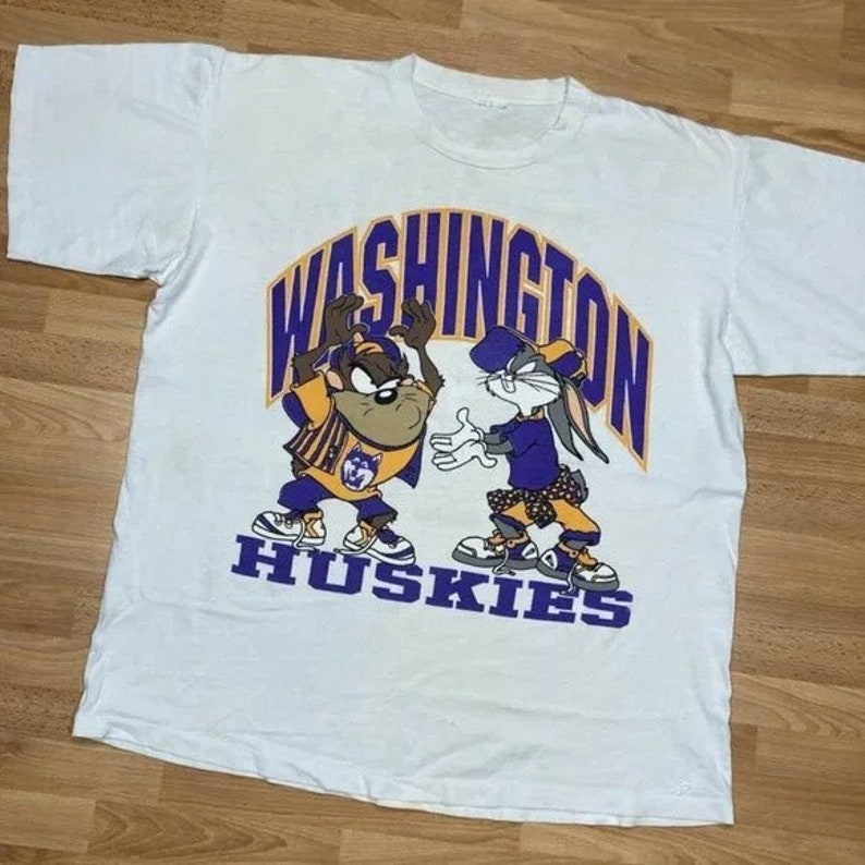 Vintage NCAA Washington Huskies Looney Tunes T-Shirt, University of Washington, Washington Huskies Sweatshirt, NCAA Shirt, Vintage Shirt