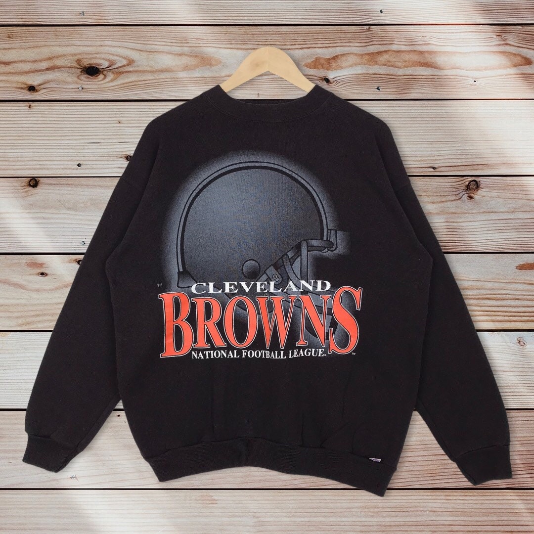 Vintage Style 90’s Logo 7 NFL Cleveland Browns Crewneck Sweatshirt Printed Spell Out Big Logo NFL Cleveland Browns Sweater Pullover