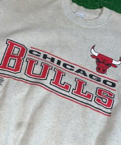 Vintage Style Chicago Bulls T Shirt Hoodie Sweatshirt Full Size Full Color