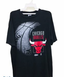 Vintage Style Chicago Bulls T Shirt Hoodie Sweatshirt Gifts for Fans