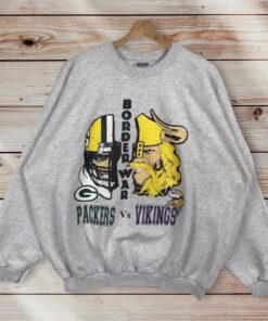 Vintage Style NFL Minnesota Vikings Vs NFL Green Bay Packers Crewneck Sweatshirt Printed Big Logo Vikings Vs Packers Sweater Pullover Hoodie, Shirt Gifts for Fans
