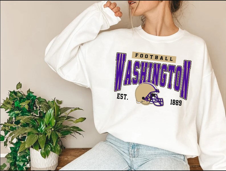 Washington Huskies Football Sweatshirt, Vintage Style Huskies Football, Football Sweatshirt, Washington Huskies Sweatshirt