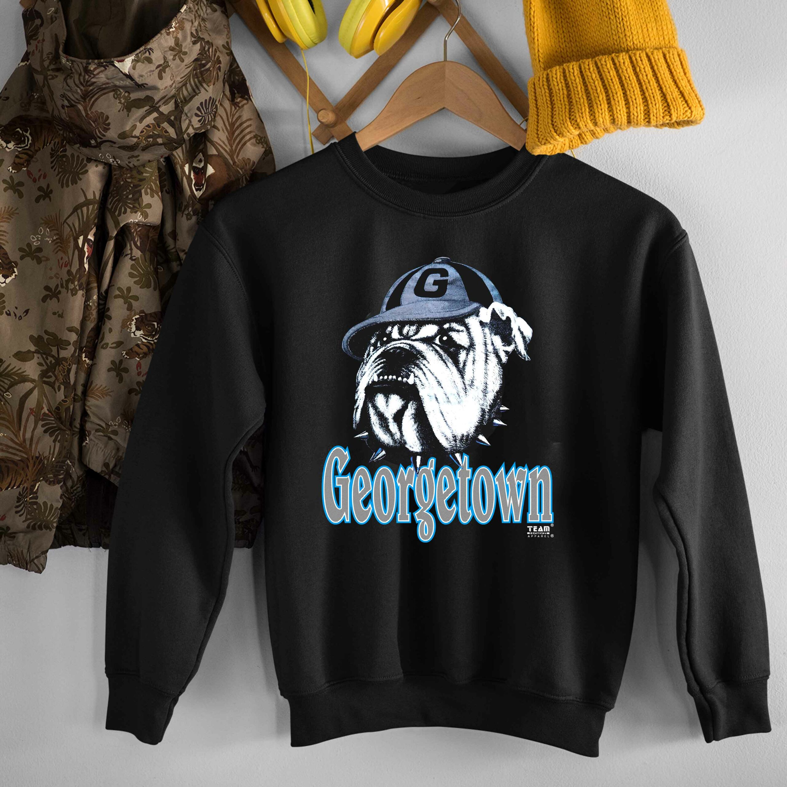 Vintage 90s University Georgetown Hoyas Football Team Mens NCAA Division Georgetown Sweatshirt