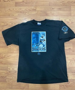 1998 Barry Sanders Portrait Hall Of Fame Tshirt Pullover Hoodie Crewneck Sweatshirt Reprinted Full Color Full Size Gifts For NFL Fans