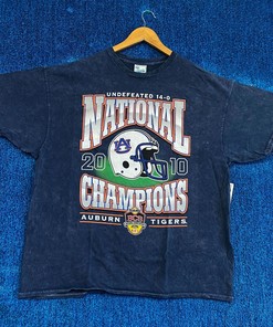 Auburn Tigers 2010 NCAA Football National Champions 2X T-Shirt Sweatshirt Hoodie Gifts For Fans