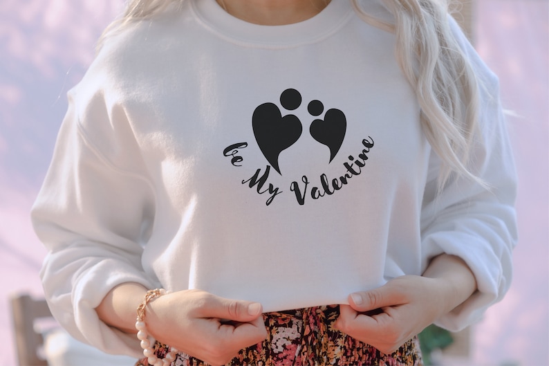 Be my valentine Couple Sweatshirts, Valentines day T-shirt, Love saying crewneck, Anniversary gift for him her - Image 2