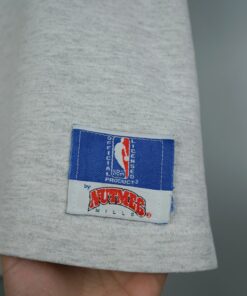 Chicago Bulls Emroided Logo 1990s Tshirt Hoodie Crewneck Sweatshirt Reprinted Full Color Full Size Gifts for NBA Fans