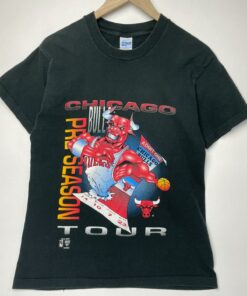 Chicago Bulls Graphic Tshirt Hoodie Crewneck Sweatshirt Reprinted Full Color Full Size Gifts for NBA Fans