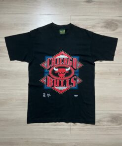 Chicago Bulls Home Team NBA Single Stitch Vintage Tshirt Hoodie Crewneck Sweatshirt Reprinted Full Color Full Size Gifts for NBA Fans