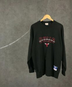 Chicago Bulls NBA Vintage Style Center Logo Tshirt Hoodie Crewneck Sweatshirt Reprinted Full Color Full Size Gifts for NBA Fans
