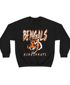 Cincinnati Bengals HALLOWEEN Retro NFL Crewneck Sweatshirt Hoodie Shirt Gifts for Fans