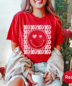Comfort Colors Smiley Face XOXO Valentine's Day T-Shirt