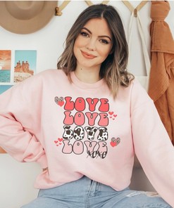 Cute Teacher Valentine Sweatshirt, Retro Heart Sweatshirt, Women's Valentines Day Sweatshirt, Love Valentine Sweatshirt