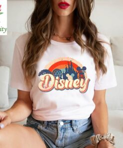 Disney Rainbow Castle Sweatshirt, Disney Vintage, Disney Family Sweatshirt, Disney Castle Sweatshirt, Disney Retro Sweat, Disneyworld Sweat