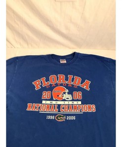 Florida Gators National Champions Graphic 2006 T-Shirt Sweatshirt Pullover Hoodie Reprinted Full Color Full Size Gift For NCAA Fans