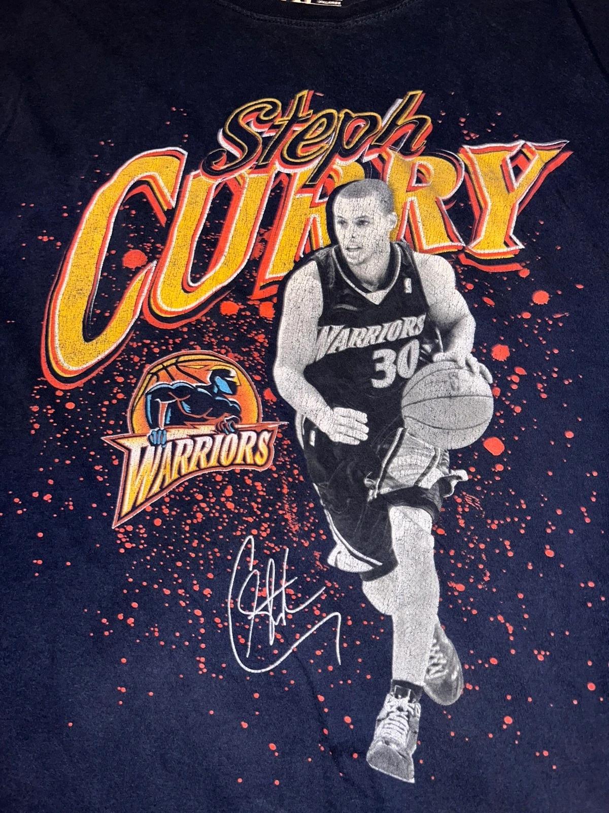 Golden State Warriors Steph Curry Mitchell and Ness Tshirt Hoodie Crewneck Sweatshirt Reprinted Full Color Full Size Gifts for NBA Fans