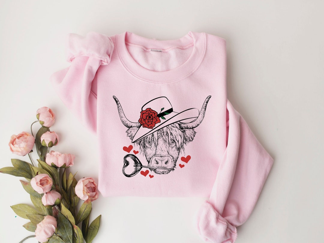 Highland Cow Valentines Day Shirt, Valentines Day Shirts For Woman, Heart Shirt, Cute Valentine Shirt, Valentines Day Gift, Valentines Gift