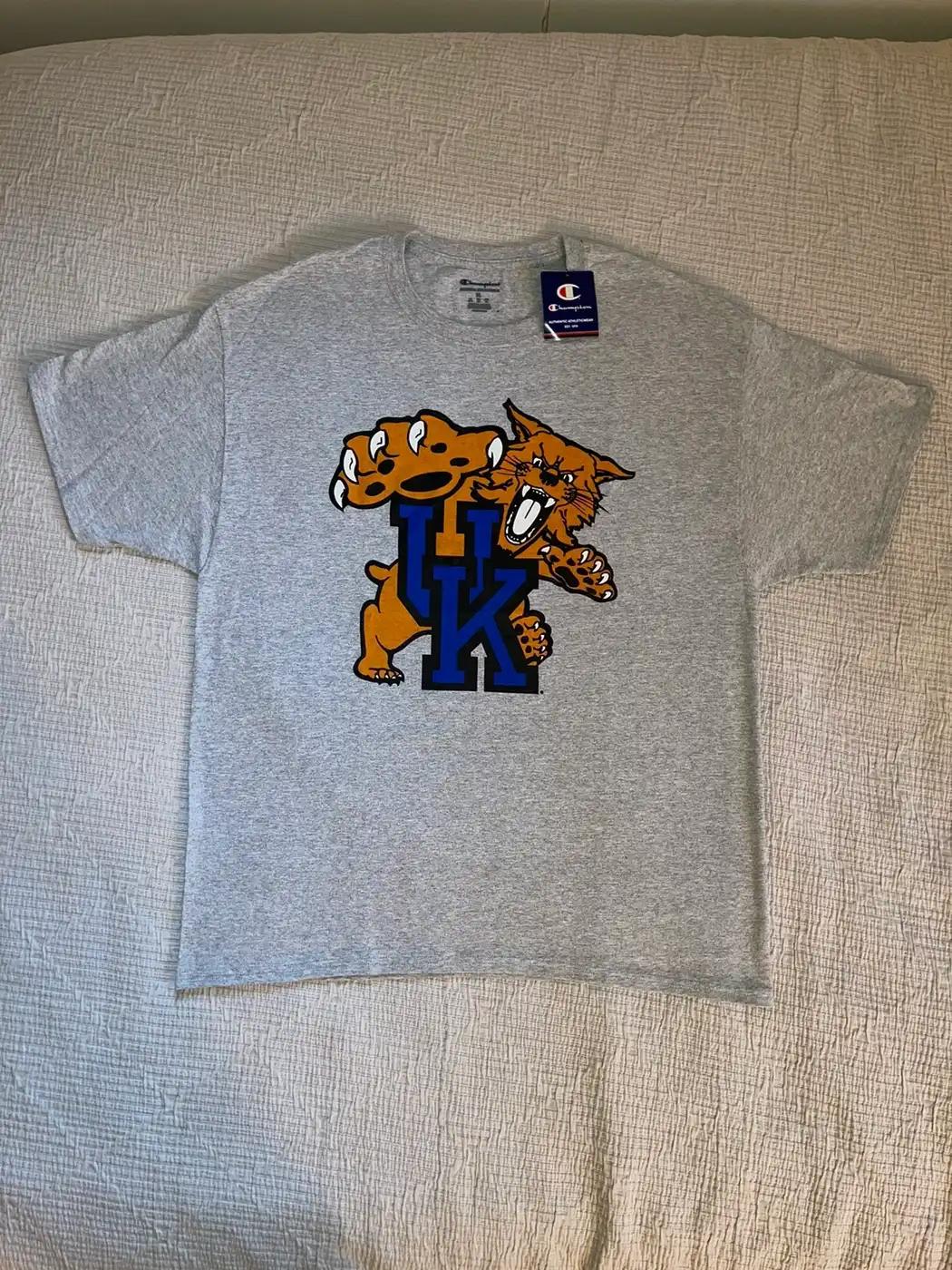 Kentucky University Wildcat T-Shirt Sweatshirt Pullover Hoodie Reprinted Full Color Full Size Gift For NCAA Fans