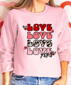 Leopard Print Love Sweatshirt: Valentine's Day Gift for Mom