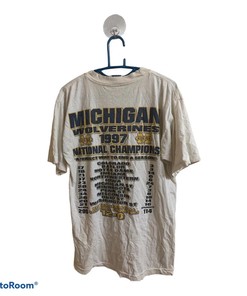 Michigan Wolverines Short Sleeve Vintage 90s Tshirt Pullover Hoodie Crewneck Sweatshirt Reprinted Full Color Full Size Gifts For NFL Fans