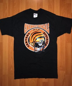NFL X Cincinnati Bengals X Pro Player Tshirt Pullover Hoodie Crewneck Sweatshirt Reprinted Full Color Full Size Gifts For NFL Fans