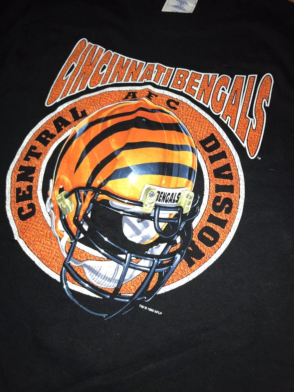 NFL X Cincinnati Bengals X Pro Player Tshirt Pullover Hoodie Crewneck Sweatshirt Reprinted Full Color Full Size Gifts For NFL Fans - Image 2