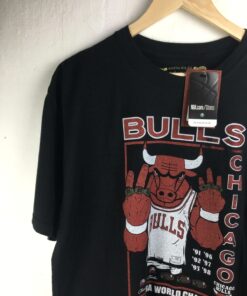 New Chicago Bulls Tshirt Hoodie Crewneck Sweatshirt Reprinted Full Color Full Size Gifts for NBA Fans
