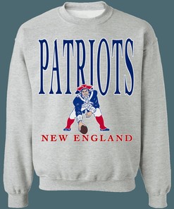 New England Patriots Retro NFL Crewneck Sweatshirt Hoodie Shirt Gifts for Fans