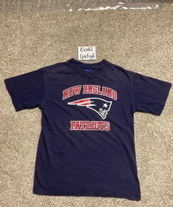New England Patriots NFL Vintage Tshirt Pullover Hoodie Crewneck Sweatshirt Reprinted Full Color Full Size Gifts For NFL Fans