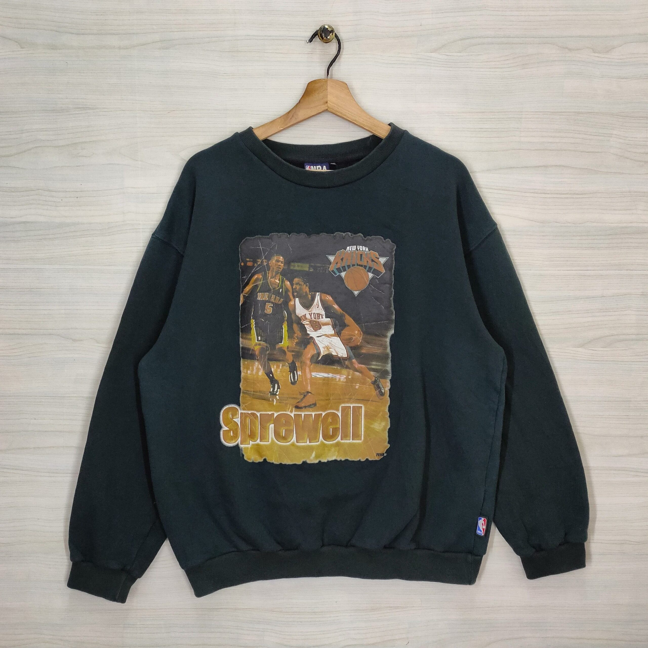New York Knicks Tshirt Sweatshirt Hoodie Crewneck Sweatshirt Pullover Reprinted Full Color Full Size Gifts for NBA Fans