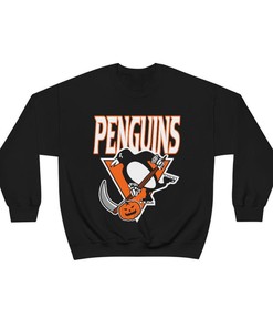 Pittsburgh Penguins HALLOWEEN Retro NHL Crewneck Sweatshirt Hoodie Shirt Gifts for Fans